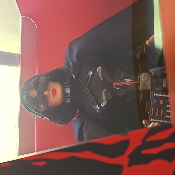 Brand New Unopened Collector's Star Wars Barbie Darth Vader - Picture 2 of 7